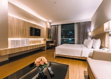 Одноместная студия двуспальная кровать в Adelphi Suites Bangkok