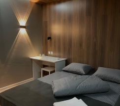 Номер стандарт с 1 двуспальной кроватью (без окна) в Лекс