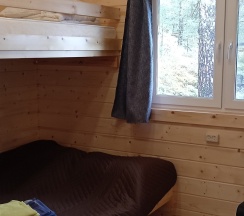 База "У Плотника" Коттедж 6+2 на скале в У плотника