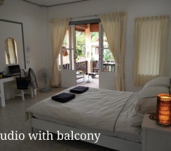 Студия с балконом в Amy Village Garden Resort