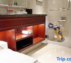 Номер Standard в Phoenix Hotel