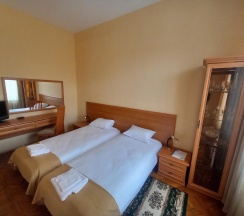 Номер полулюкс с 2 односпальными кроватями в Учебный центр Московского областного объединения организаций профсоюзов