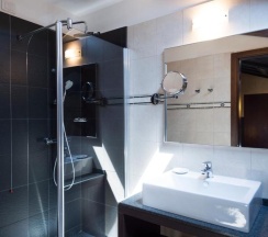 Двухместный номер Superior двуспальная кровать в Phi Hotel Bologna
