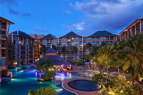 Патонг: Курортный отель Novotel Phuket Vintage Park Resort