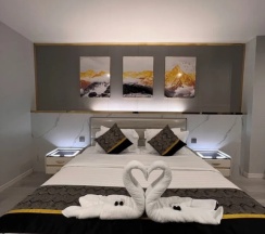 Двухместный номер Luxury двуспальная кровать в Berich Hotel