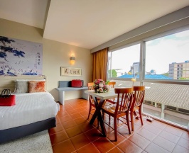 Четырёхместный номер Family в Sino House Phuket Hotel
