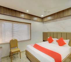 Номер Deluxe в Capital O 23031 V Hotel