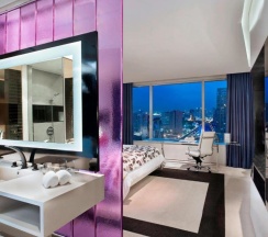 Двухместный гостевой номер Wonderful двуспальная кровать в W Bangkok