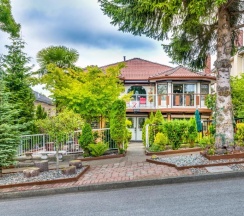 Двухместный номер Standard двуспальная кровать в Diana's Luxury Bed and Breakfast