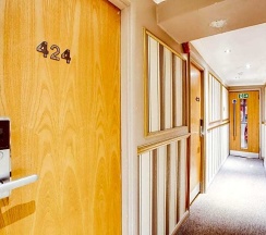 Четырёхместный номер Standard в Somerset Hotel Baker Street London