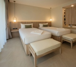 Двухместный номер Deluxe с видом на бассейн (двуспальная кровать) в Niranapa Boutique Resort