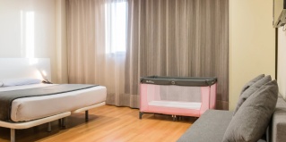 Мадрид: Хостел Vertice Roomspace Madrid