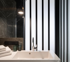 Апартаменты комфорт №4 с 1 двуспальной кроватью в Dostoevsky Apartments (Апартаменты Достоевского)