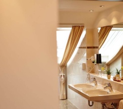 Люкс в Hotel Concorde München
