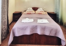Номер люкс с 1 двуспальной кроватью (с завтраком) в Манжерок