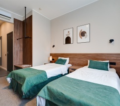 Твин (c двумя кроватями) улучшеный в Seven hills