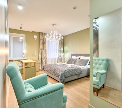 Улучшенный номер с кроватью размера «king-size» в Питер