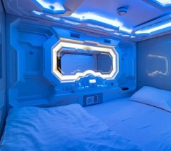 Капсула в Caps Lock hotel
