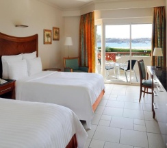 Двухместный номер Executive с частичным видом на море 2 отдельные кровати в Naama Bay Promenade Beach Resort by Accor