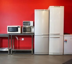 Кровать в общем номере (женский номер) (общая ванная комната) в Opaliha Loft rooms