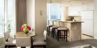 Мид-Бич: Отель Fontainebleau Miami Beach