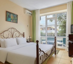 Четырёхместный номер семейный Стандарт с 2 комнатами с балконом в Alean Family Riviera