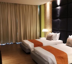 Люкс Extreme Royal с 2 комнатами oceanfront в Отель The Zign Hotel