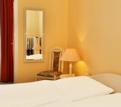 Двухместный номер Economy двуспальная кровать в Hotel Bellmoor Im Dammtorpalais