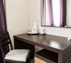 Номер эконом с 1 двуспальной кроватью (с завтраком) в Center