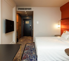 Номер Classic с двуспальной кроватью в Mercure