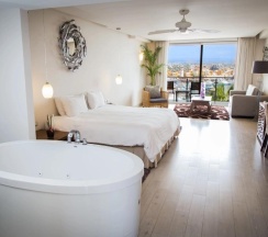 Четырёхместный полулюкс Finisterra в Sandos Finisterra All Inclusive
