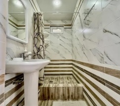 Комната комфорт с 2 односпальными и 1 двуспальной кроватью в У дяди Вани