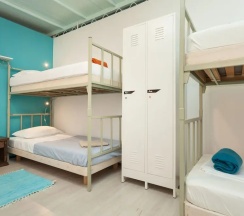 Кровать в общем номере в Roundabout Hostel - hostel