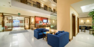 Мехико: Отель Hampton Inn & Suites Mexico City Centro Historico