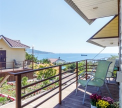 Номер «Улучшенный семейный» в коттедже, 3-х местный, однокомнатный в Виктория