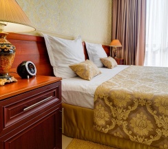 Номер стандарт с 1 двуспальной кроватью в Эдэран