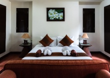 Вилла с балконом в The Hive Hotel Samui