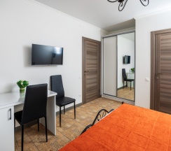 Двухместный стандарт с балконом в Три Восьмёрки