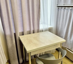 Кровать в 10-местном общем мужском номере в Sova