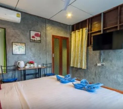 Двухместное бунгало Superior двуспальная кровать в Kanya Cozy Bungalows Kata Beach