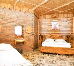 Вилла с 5 спальнями в Alpika house