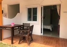 Двухместный номер Standard с видом на бассейн двуспальная кровать в Private Lodge Beachside Samui Lamai