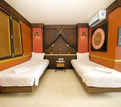 Двухместный номер Standard с балконом 2 отдельные кровати в 99 Residence Patong