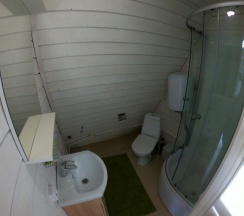 Треугольный афрейм для 2-4 человек в Klever house