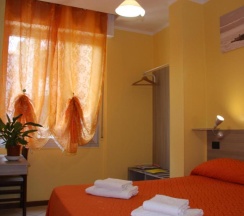 Двухместный номер Standard двуспальная кровать в Hotel Adelchi