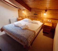 Люкс мансардный в Алеша Попович Двор&Лукоморье