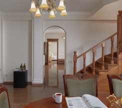 Royal Suite в Garuda Boutique Hotel