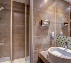 Кровать в общем номере в MEININGER Hotel Berlin Mitte