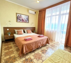 Двухместный комфорт с балконом и доп местом в Атриум