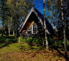 Двухместные апартаменты Deluxe с видом на реку двуспальная кровать в Fraubu.camp